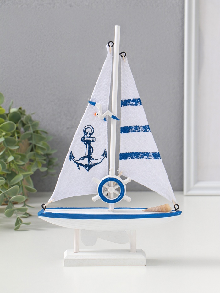 Сувенирная модель корабля дерево «Парусник с якорем на парусе», бело-синий, 16.5×4.5×27.5 см