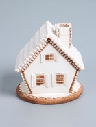 УЦЕНКА Сувенир полистоун свет "Пряничный домик с узорами, с птицами" 16,5х16х17 см - Фото 4