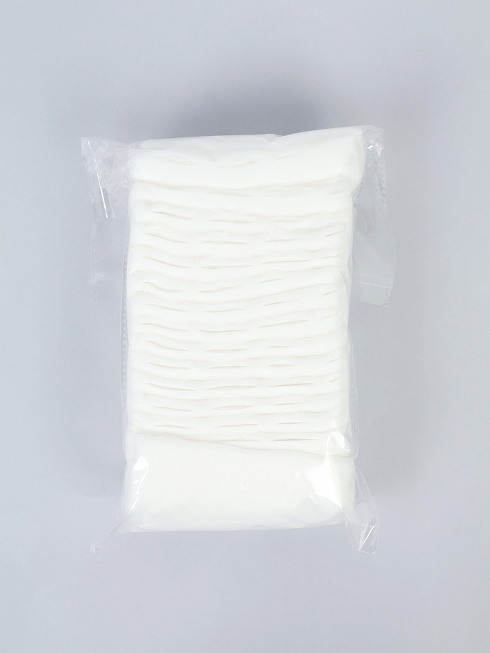 Вата, Артикул VHV-100 ,100 грамм, лента зиг-заг, хлопок/вискоза, с перфорацией, 70 шт. в коробе 1099