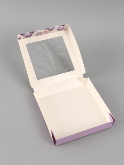 Коробка подарочная складная «Самой красивой», 20×20×4 см, с окном