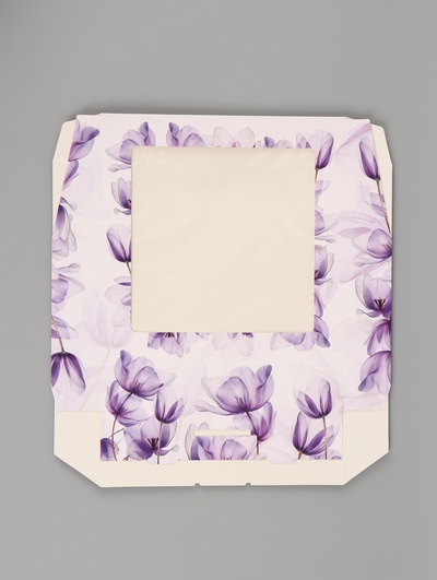 Коробка подарочная складная «Самой красивой», 20×20×4 см, с окном