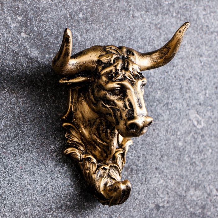 УЦЕНКА Крючок фигурный «Бык» бронза 7×10×12 см - Фото 1