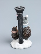 УЦЕНКА Сувенир полистоун свет "Ёжики в зимних нарядах у фонарного столба" 12,5х10,5х31,5 см 103258 - Фото 5