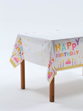 Скатерть одноразовая «С днем рождения», 137×183 см