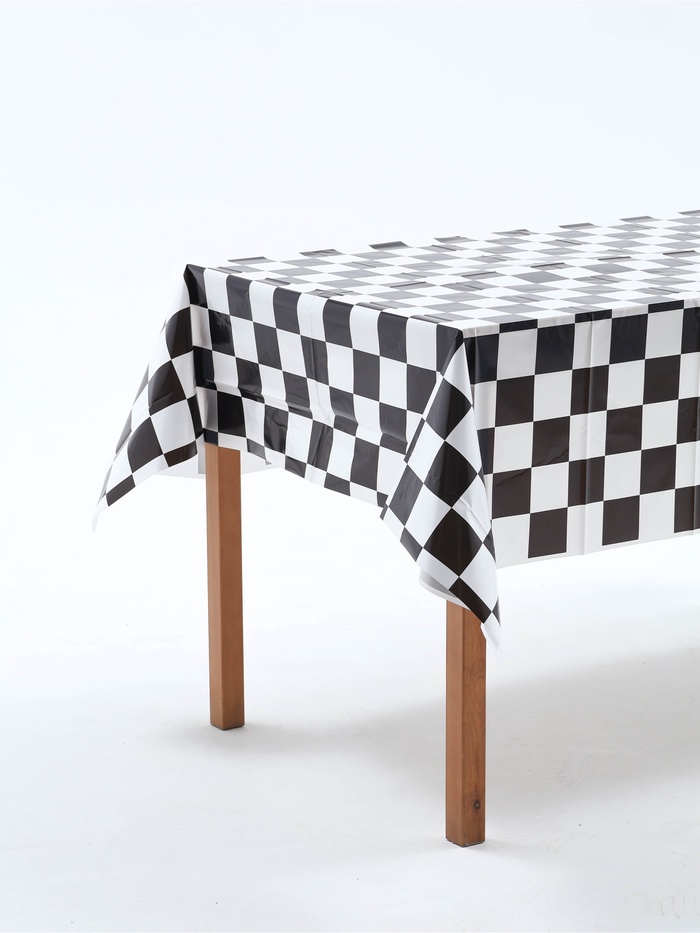 Скатерть одноразовая «Гонщик», 137×183 см - Фото 1