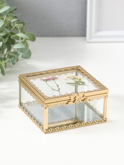 Шкатулка для украшений «Сухоцветы», квадрат, стекло с металлическим каркасом, зеркальное дно, 10×10.5×5.2 см