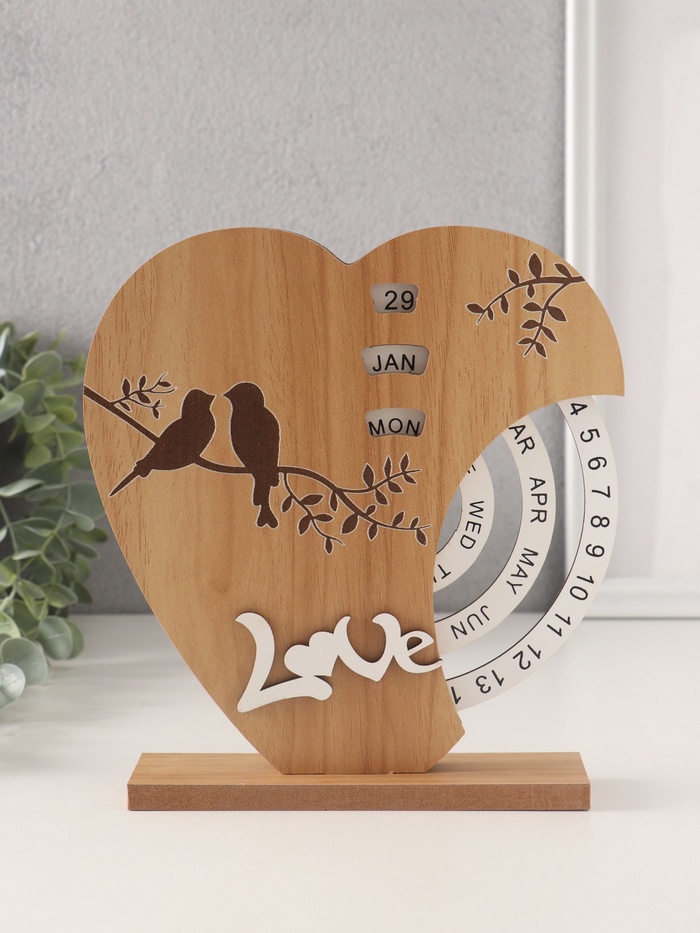 УЦЕНКА Сувенир дерево настольный календарь «Две птички на сердце» 3.7×18×19.5 см - Фото 1
