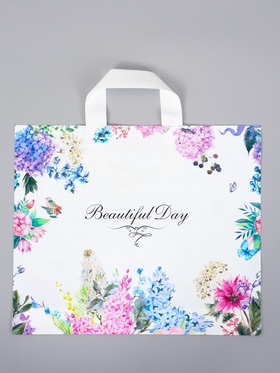 Пакет полиэтиленовый с петлевой ручкой «Цветы вокруг», 35×30×8 см, 60 мкм