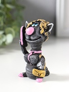 Фигура «Жена кота Романтика говорит по телефону», 8.7×4.4×4.4 см  (артикул 10988402)  большой выбор товаров оптом и в розницу по низким ценам с доставкой