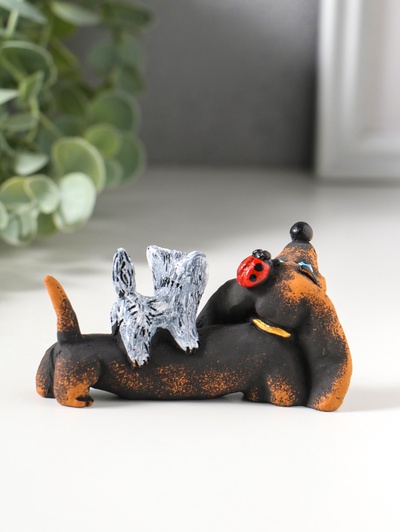 Фигурка «Такса с друзьями», 4.9×4.5×8.9 см