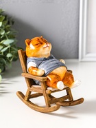 Сувенир полистоун лак "Пухлый кот в жилете, на кресле-качалке" 12х7,7х13,5 см - фото 809554100