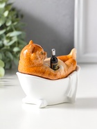 Фигурка полистоун лак «Пухлый кот лежит в ванне с бокалом», 11.5×7.7×10.5 см - Фото 2