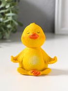 Сувенир полистоун лак "Жёлтый утёнок-йог" 8,5х7х9 см - фото 809554140