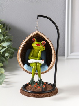 Фигурка полистоун лак «Лягуха в кресле-качеле», 12×11×18 см
