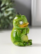 Фигурка полистоун лак «Хамелеон показывает сердечко лапками», зелёный, 6×5.3×8.7 см - Фото 2