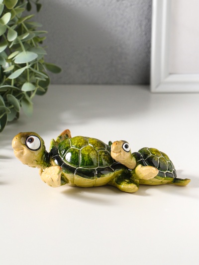 Фигурка полистоун лак «Черепаха с черепашонком», зелёный, 15.8×11.8×5 см