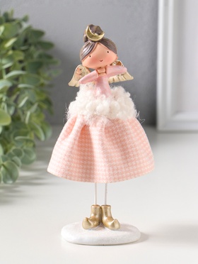 Фигурка полистоун «Ангелочек в розовом клетчатом наряде с мехом», 6×5.5×17.5 см