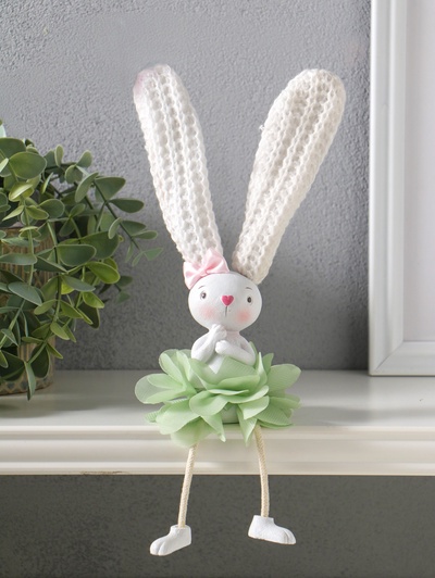 Фигура настольная полистоун «Заюшка с розовым бантиком в цветочной юбочке», на полку, длинные ножки, 4.8×4×24.5 см