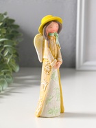 Сувенир полистоун "Малышка-ангел в желтой накидке и шляпке" 6х4,2х17 см - фото 809554386