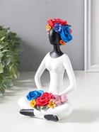 Сувенир полистоун "Девушка-йогиня в позе лотоса, с цветами" чёрный 12,5х9,5х19,5 см - фото 809554503