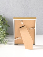 Фоторамка для фото 10×15 см «Современная классика», пластик, под золото и белый, 16×10.8×1.5 см  (артикул 10974003)  большой выбор товаров оптом и в розницу по низким ценам с доставкой