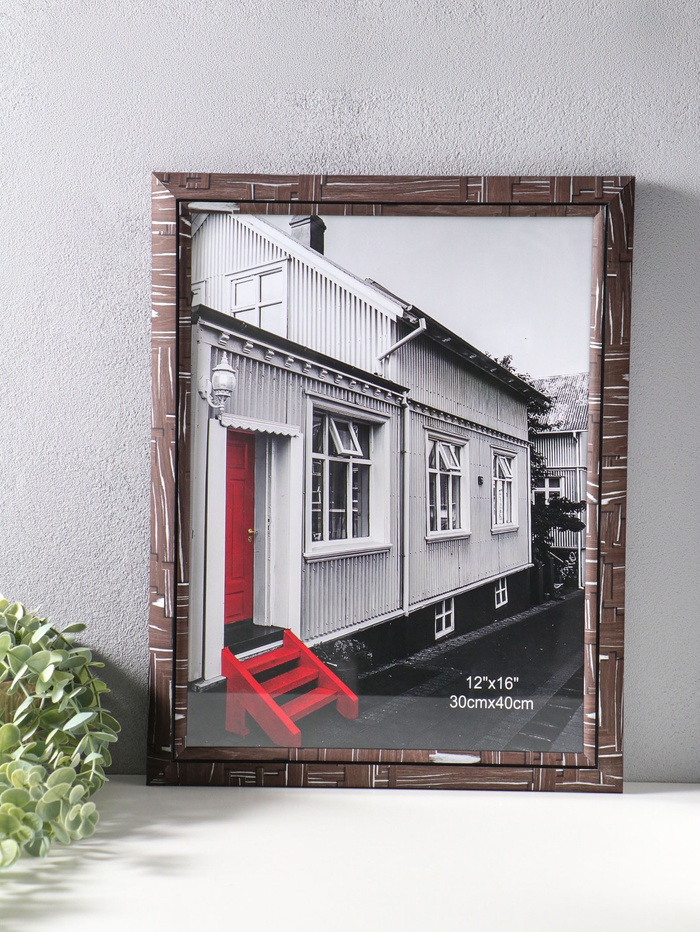 Фоторамка для фото 30×40 см «Моррис», пластик, т. коричневый, 46×36×2 см