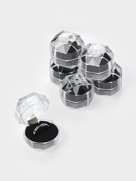 Набор футляров пластиковых 6 шт. под кольцо "Шарик", 4*4*4,5, вставка чёрная (645993)