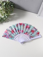 Веер складной «Розы и астры на нежно-зелёном», 22.5 см - Фото 1