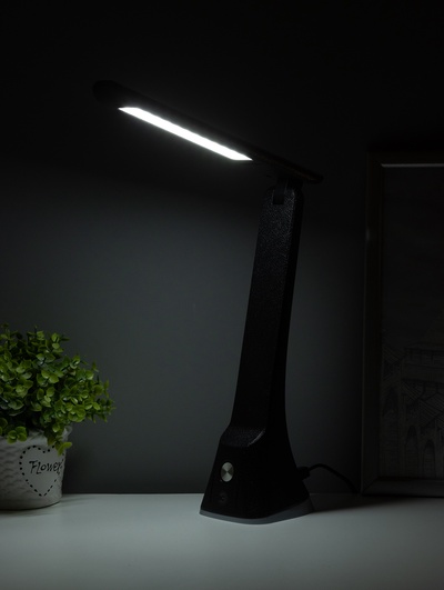 Лампа настольная LED NLED-503, 11 Вт, 11×9×32 см, чёрная