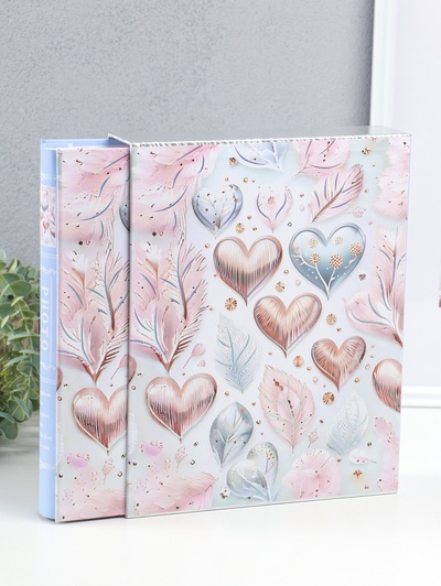 Фотоальбом на 200 фото 13×18 см «Сердца и листья», серо-розовый, в коробке, 5.5×23.5×29.5 см
