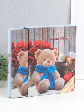 Фотоальбом на 200 фото 13×18 см «Медведь в синем шарфе и розы», в коробке, 5.5×23.5×29.5 см  (артикул 10962729)  большой выбор товаров оптом и в розницу по низким ценам с доставкой