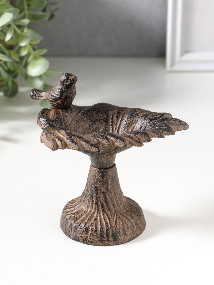 Фигурка - подставка для мелочей, кормушка для птиц «Птичка на листе», чугун, 12×10×13 см