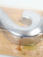 УЦЕНКА Свеча в торт «Грань», цифра 2, серебряный металлик, 6.5 см - Фото 4