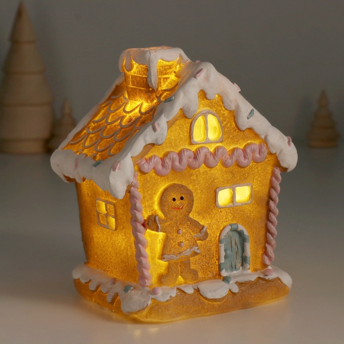 УЦЕНКА Сувенир полистоун свет "Имбирный домик с печенюшкой" 11,2х9х12,8 см - Фото 1