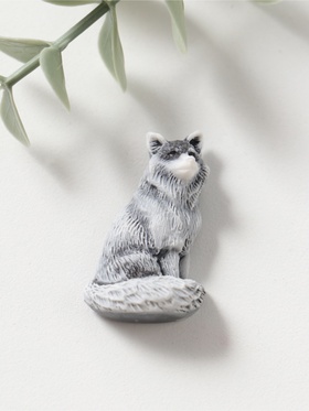 Магнит на холодильник «Лисичка сидит», барельеф, 3.5 см  (артикул 10989747)  большой выбор товаров оптом и в розницу по низким ценам с доставкой