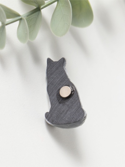 Магнит на холодильник «Лисичка сидит», барельеф, 3.5 см