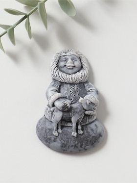 Магнит на холодильник «Девочка с олененком», барельеф, 7.5 см  (артикул 10989757)  большой выбор товаров оптом и в розницу по низким ценам с доставкой