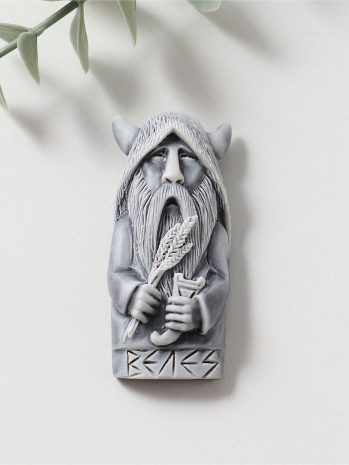 Магнит на холодильник «Велес», барельеф, 6.5 см - Фото 1