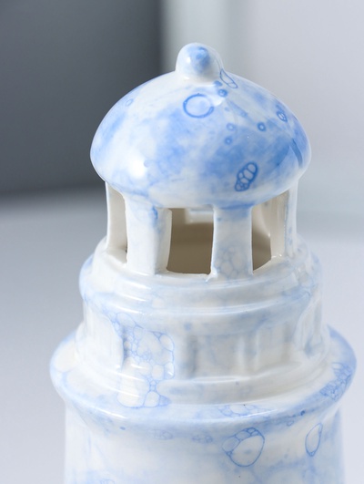 Фигурка световая «Маяк», керамика, мраморный бело-синий, 6.5×6.5×18 см