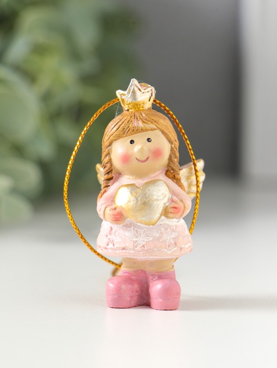 Фигурка - подвеска полистоун «Малышка-ангел в розовом платье, с сердцем в руках», ёлочная игрушка, 3×2.5×5.5 см