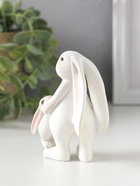Фигурка полистоун «Заяц с зайчонком - возьми на ручки», 6.5×4×8.5 см - Фото 3