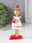 Фигурка полистоун «Маленькая принцесса с алым сердцем», 5×5.5×13 см  (артикул 10915769)  большой выбор товаров оптом и в розницу по низким ценам с доставкой