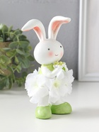 Фигурка полистоун «Зайка в цветочной юбочке, с букетиком», 9×8×14.5 см  (артикул 10915784)  большой выбор товаров оптом и в розницу по низким ценам с доставкой