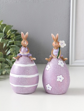 Набор фигурок 2 шт. полистоун «Лавандовые зайчики верхом на пасхальных яичках», 6.5×6.5×13 см