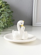 Фигурка - подставка для колец «Лебедь с малышом», керамика, белая, 10×10×7 см - Фото 4