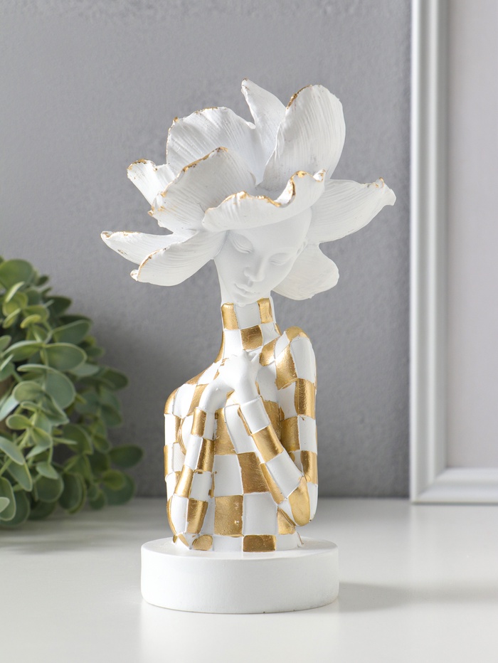 Бюст полистоун «Девушка с белым цветком, в клетчатом наряде», бело-золотой, 11×11×20 см