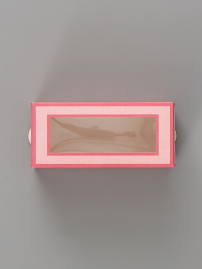 Коробка подарочная с окном «Подарок», 12×5.5×5.5 см, самосборная