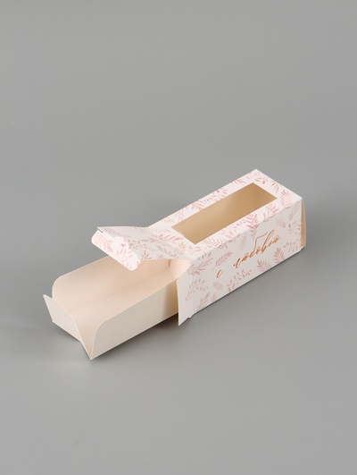Коробка подарочная с окном «С любовью», 12×5.5×5.5 см, самосборная