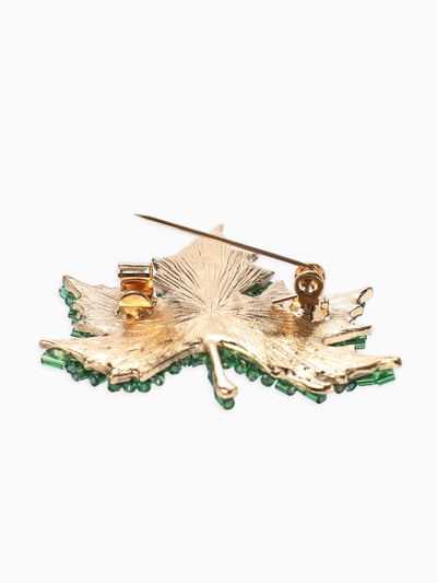 Брошь «Лист кленовый», стеклярус, зелёная в золоте