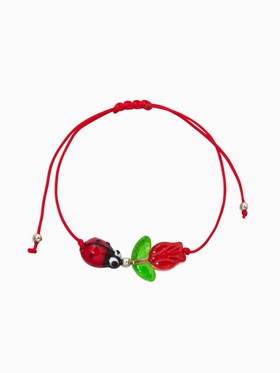 Браслет-оберег «Красная нить. Тюльпан с божьей коровкой», красная, зелёный  (артикул 10968438)  большой выбор товаров оптом и в розницу по низким ценам с доставкой